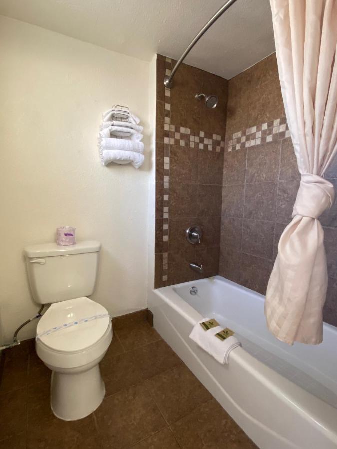 Economy Inn Пасо Роблс Экстерьер фото