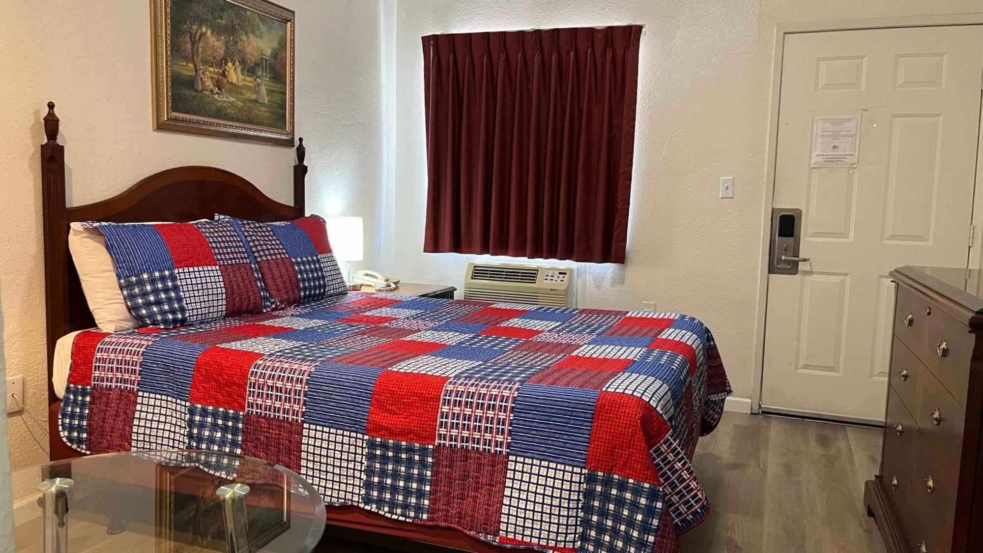 Economy Inn Пасо Роблс Экстерьер фото