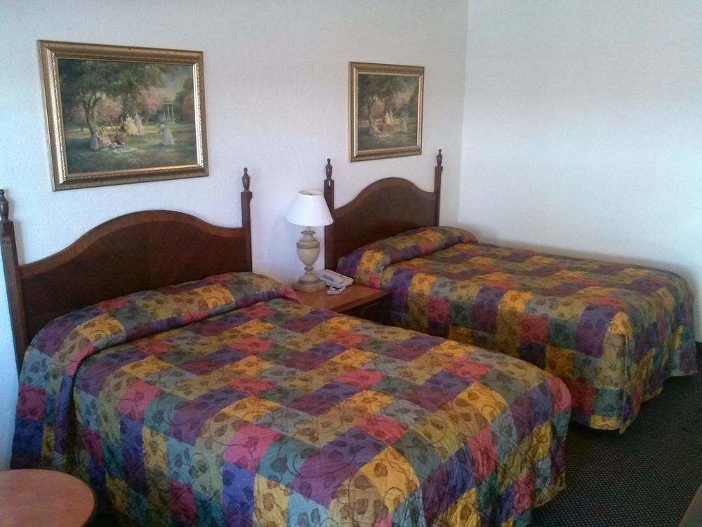 Economy Inn Пасо Роблс Экстерьер фото
